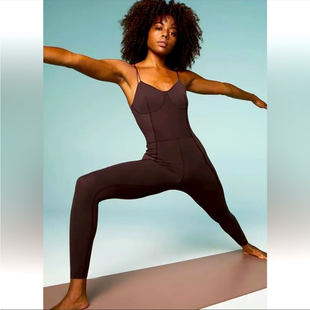Womens Nike yoga drifit X-Large maroon jumpsuit
